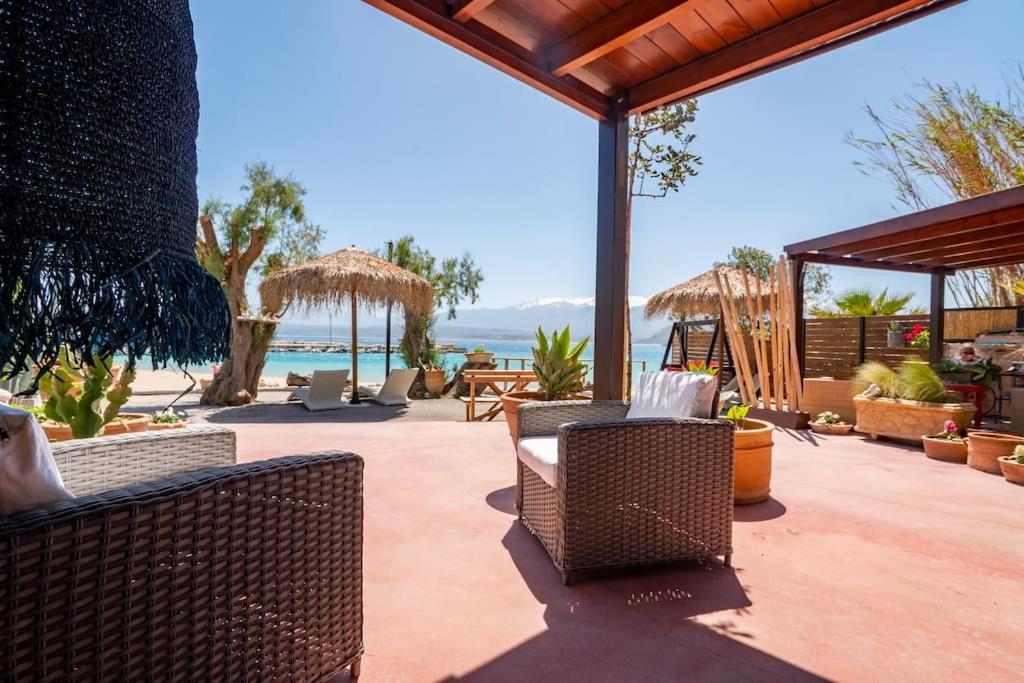 Sea And Sun Metaxy Mas, Brand-New, Beachfront ! La Canea Exterior foto