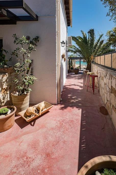 Sea And Sun Metaxy Mas, Brand-New, Beachfront ! La Canea Exterior foto