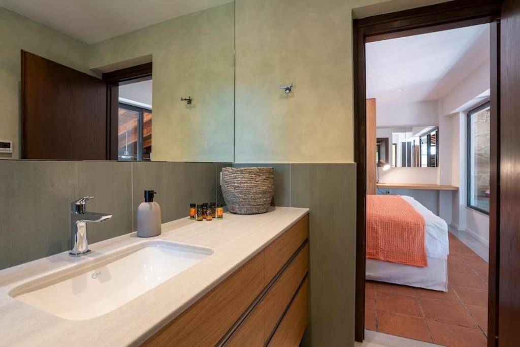 Sea And Sun Metaxy Mas, Brand-New, Beachfront ! La Canea Exterior foto