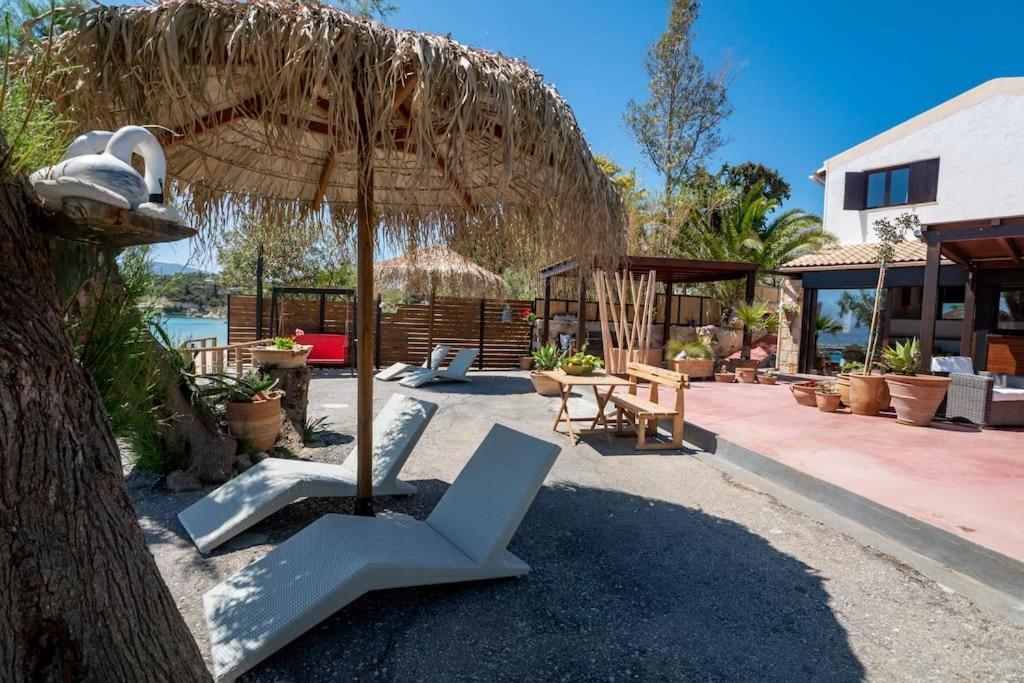 Sea And Sun Metaxy Mas, Brand-New, Beachfront ! La Canea Exterior foto
